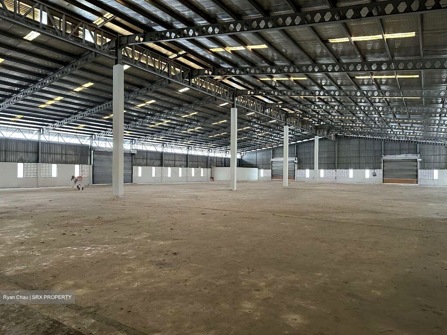 Pandan Loop (D5), Warehouse #506738911